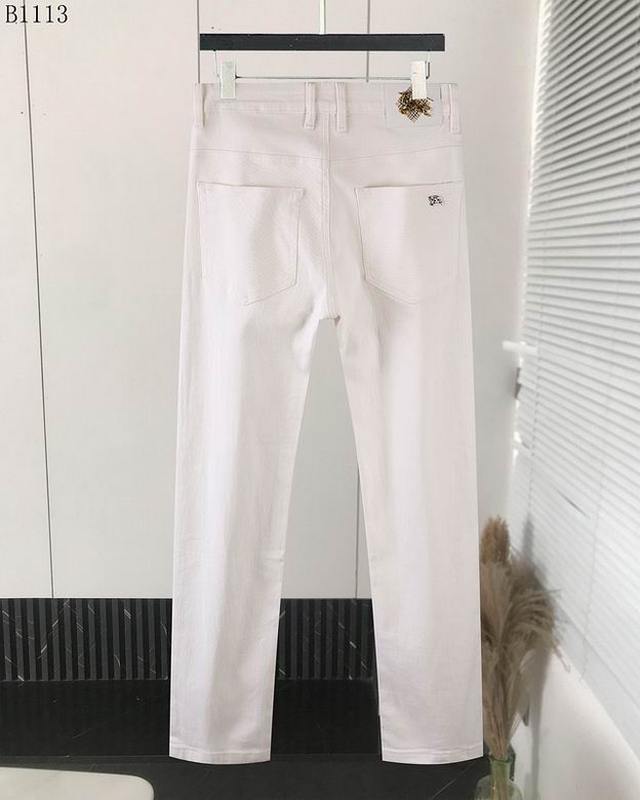 Burberry Men's Jeans 28